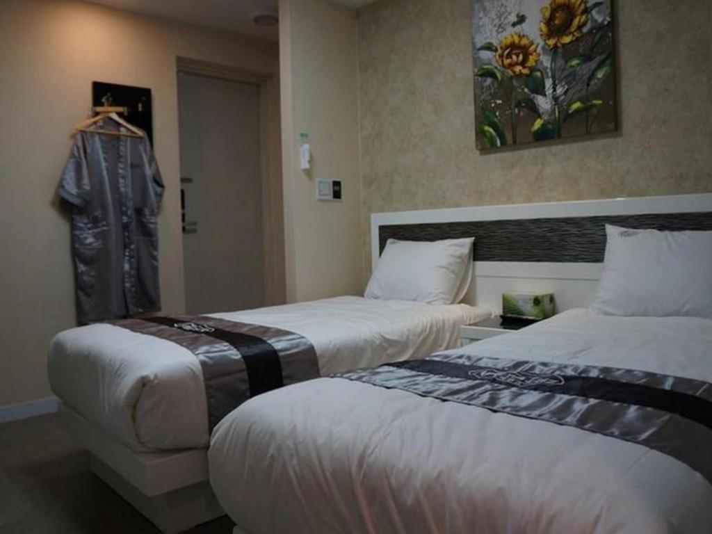 Novalus Tourist Hotel Сеул Экстерьер фото