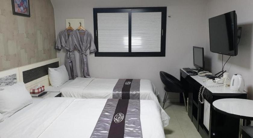 Novalus Tourist Hotel Сеул Экстерьер фото