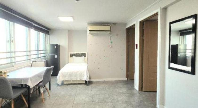 Novalus Tourist Hotel Сеул Экстерьер фото