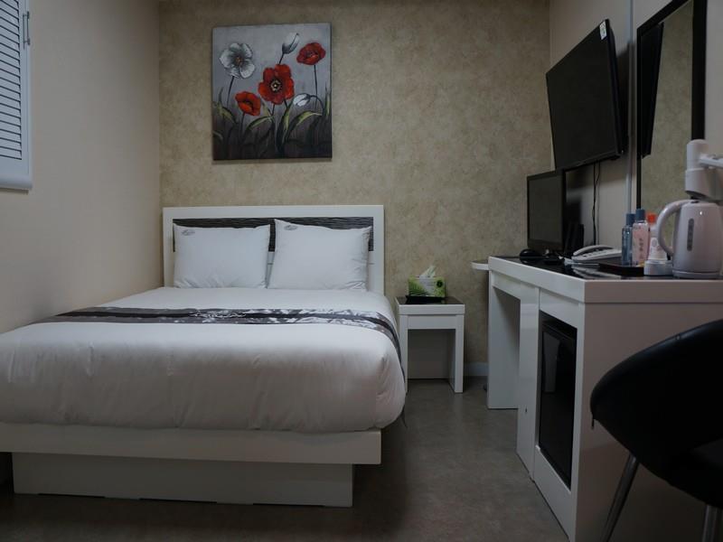 Novalus Tourist Hotel Сеул Экстерьер фото